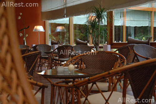 Eden Hotel 23